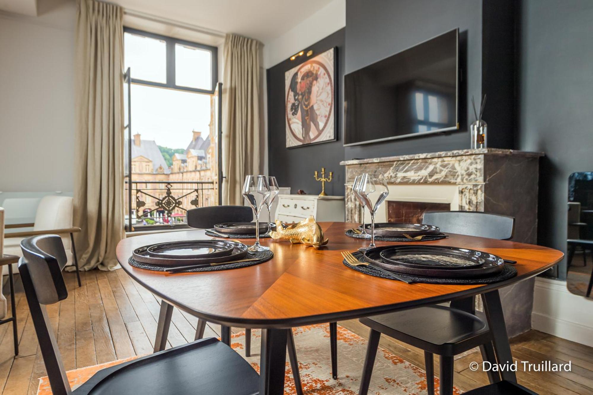 Apartment Mana - Cupidon Avec Superbe Vue Place Ducale Parking Inclus